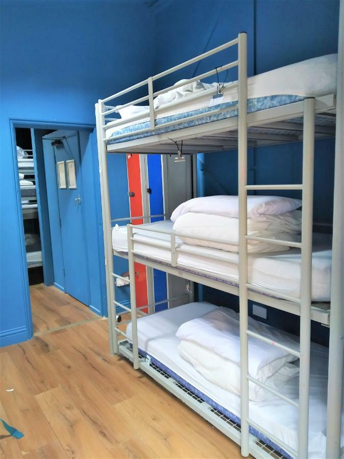 The Phoenix Hostel Paddington Londra Dış mekan fotoğraf